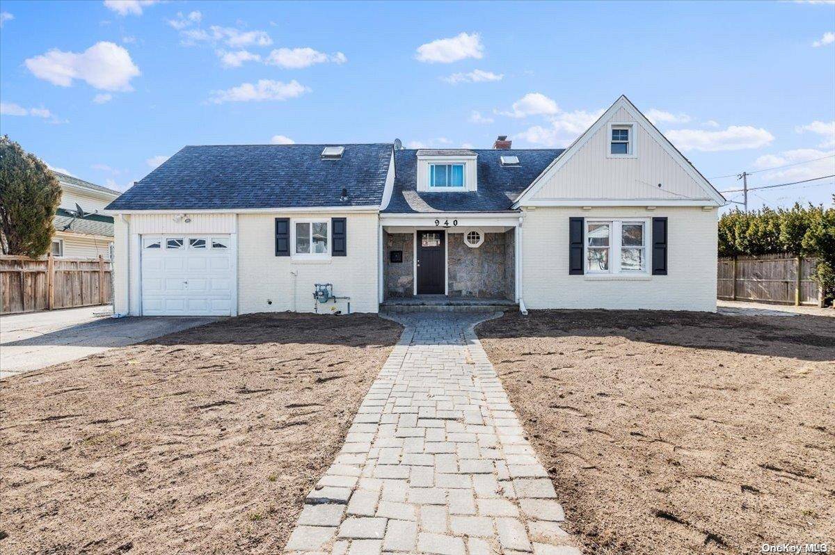 North Baldwin, NY 11510,940 Centennial AVE