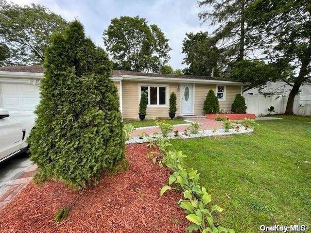 Central Islip, NY 11722,19 Boulevard AVE