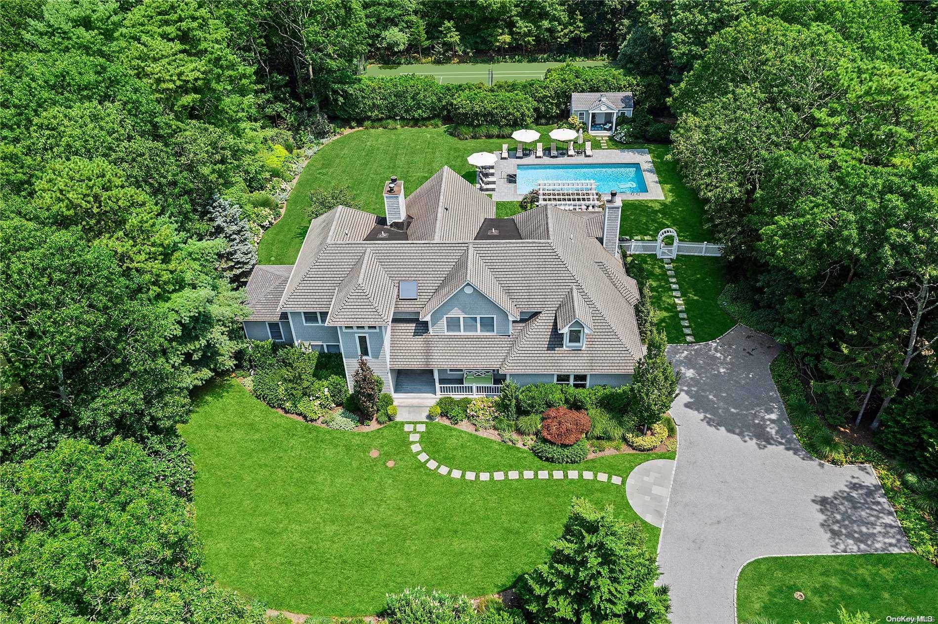 Quogue, NY 11959,28 Foster RD