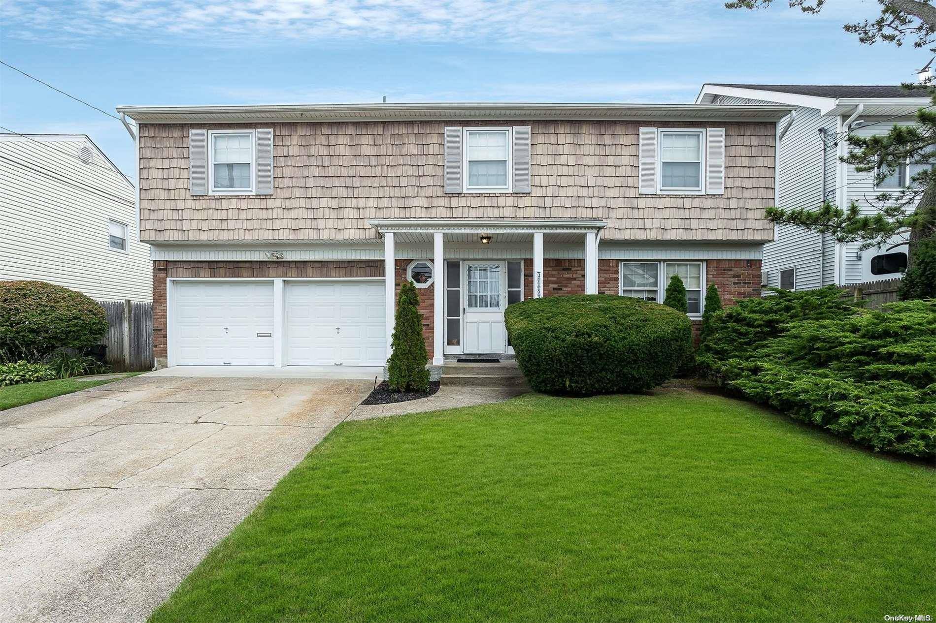 Baldwin, NY 11510,3483 Colony DR