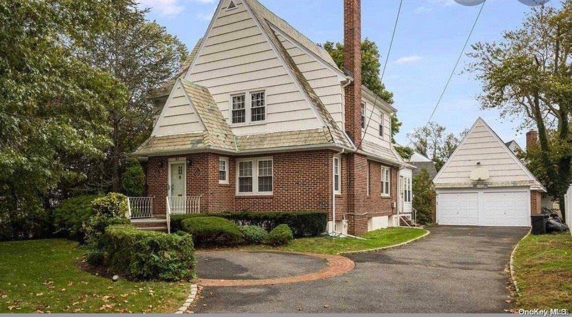 Lawrence, NY 11559,91 Sealy DR