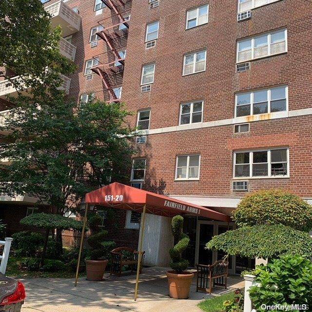 Howard Beach, NY 11414,151-20 88th ST #3C