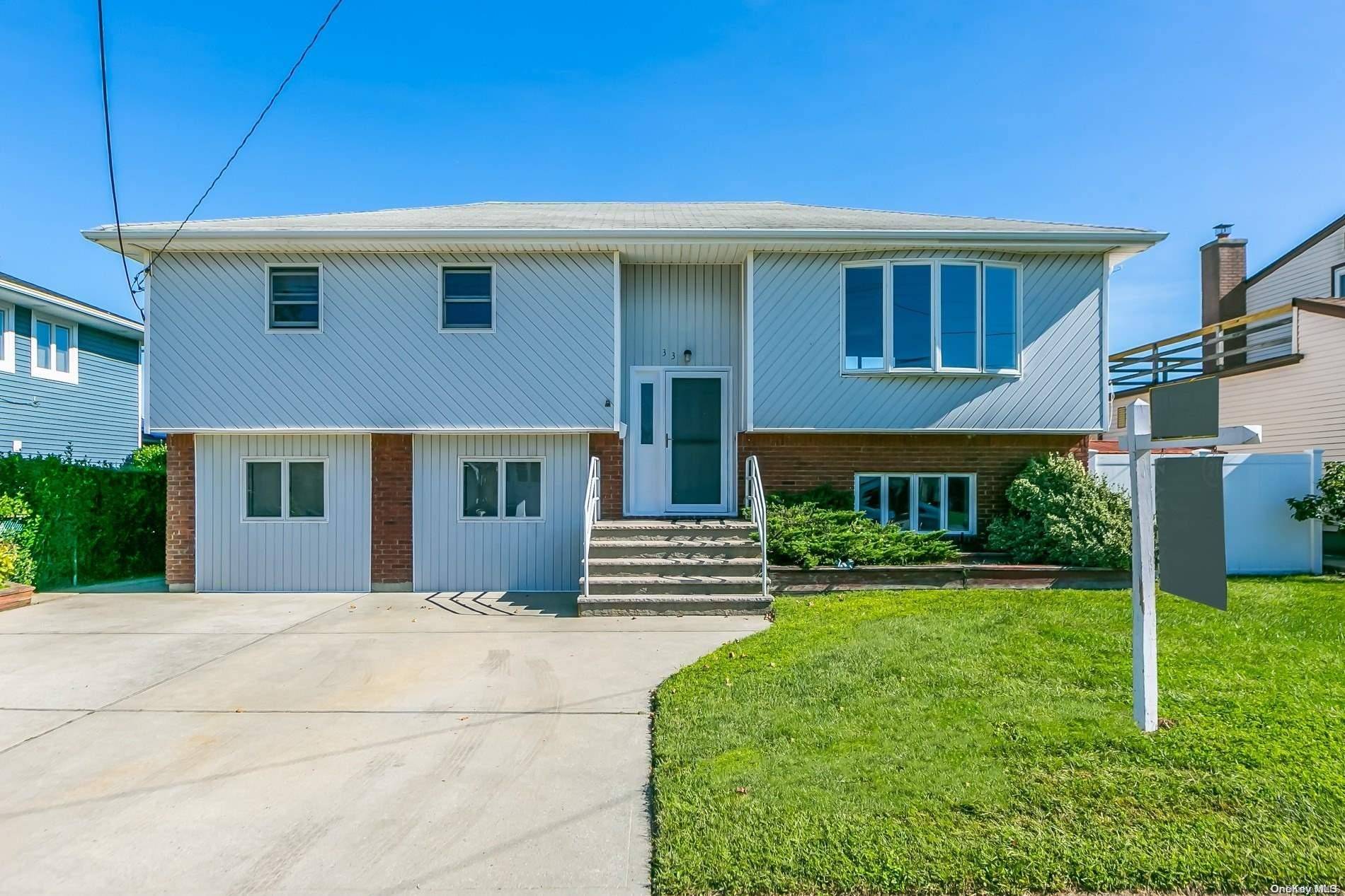 Island Park, NY 11558,33 Carolina AVE