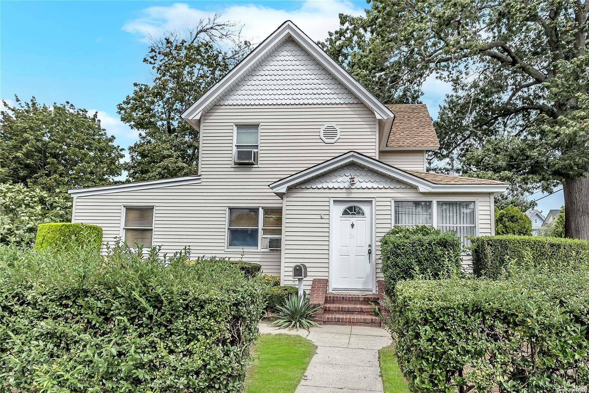 East Rockaway, NY 11518,24 Prospect AVE