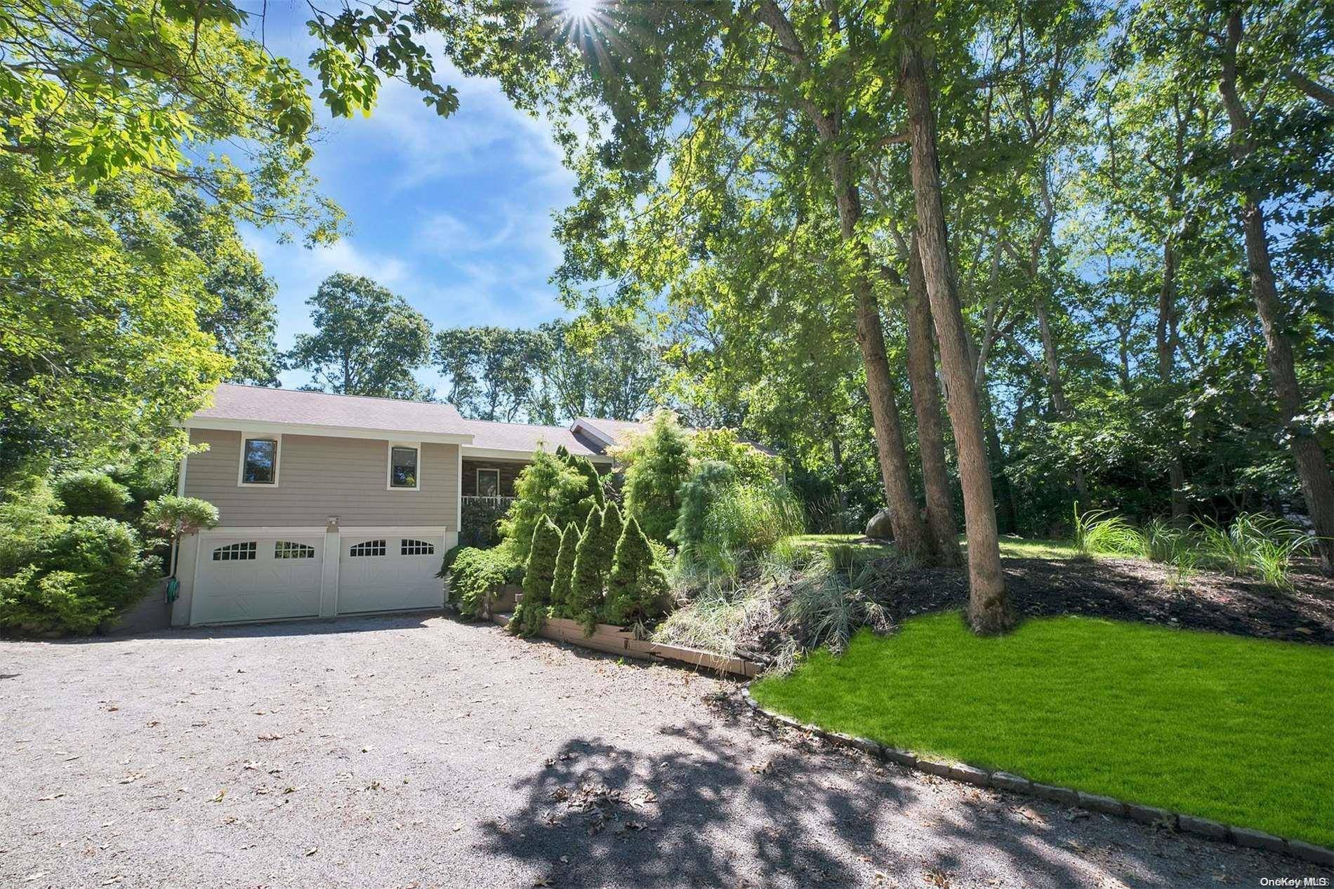 Hampton Bays, NY 11946,9 Bay Woods DR