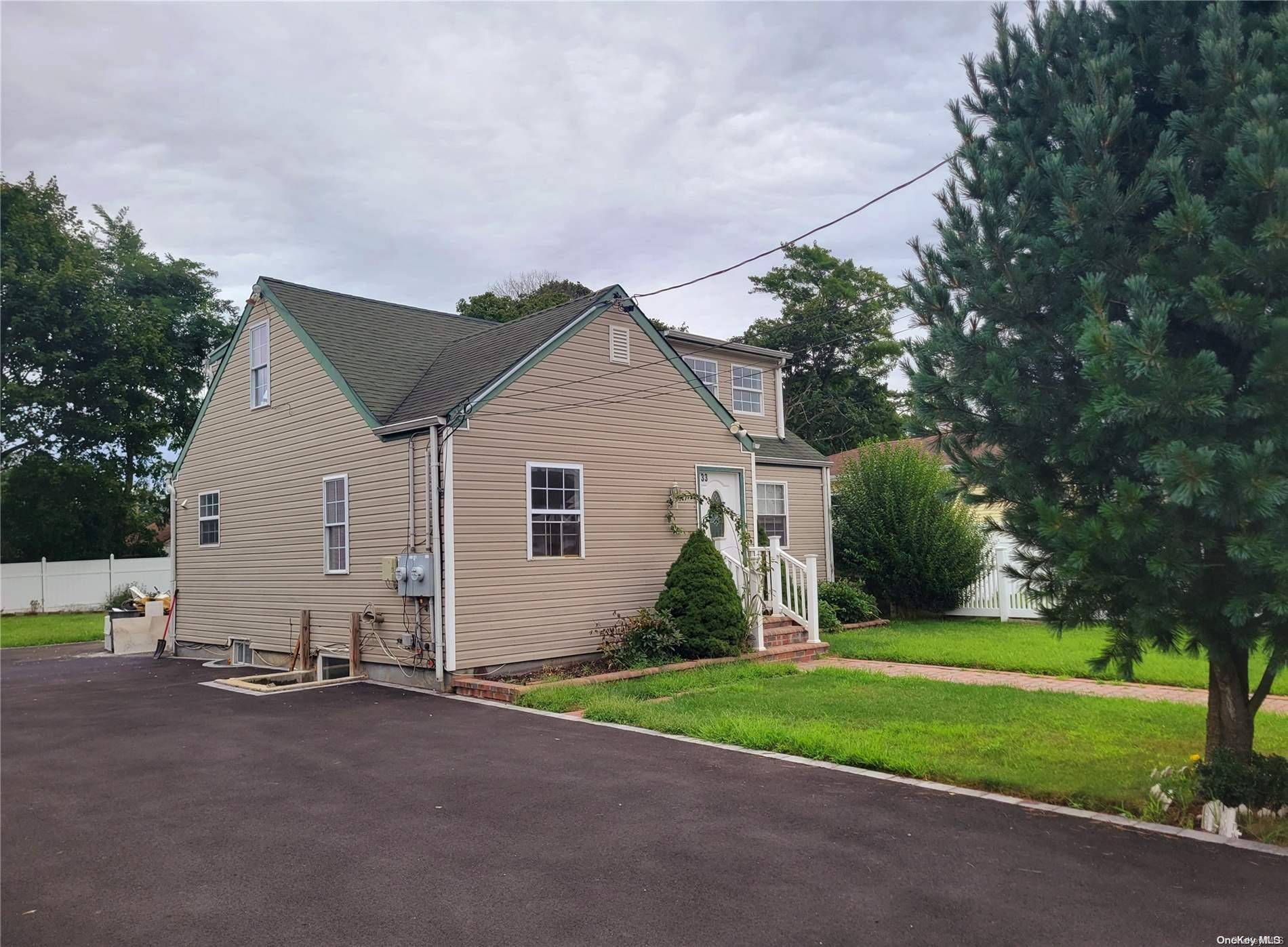 Amityville, NY 11701,33 Banbury