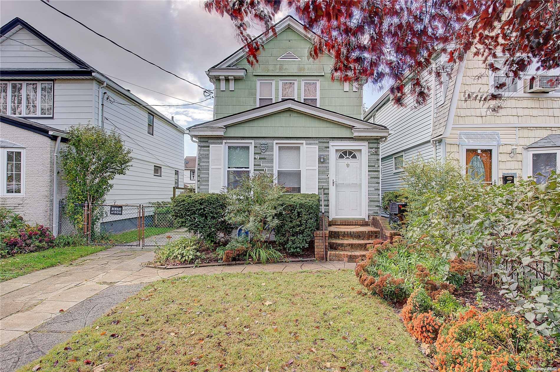 Queens Village, NY 11428,91-04 217th ST