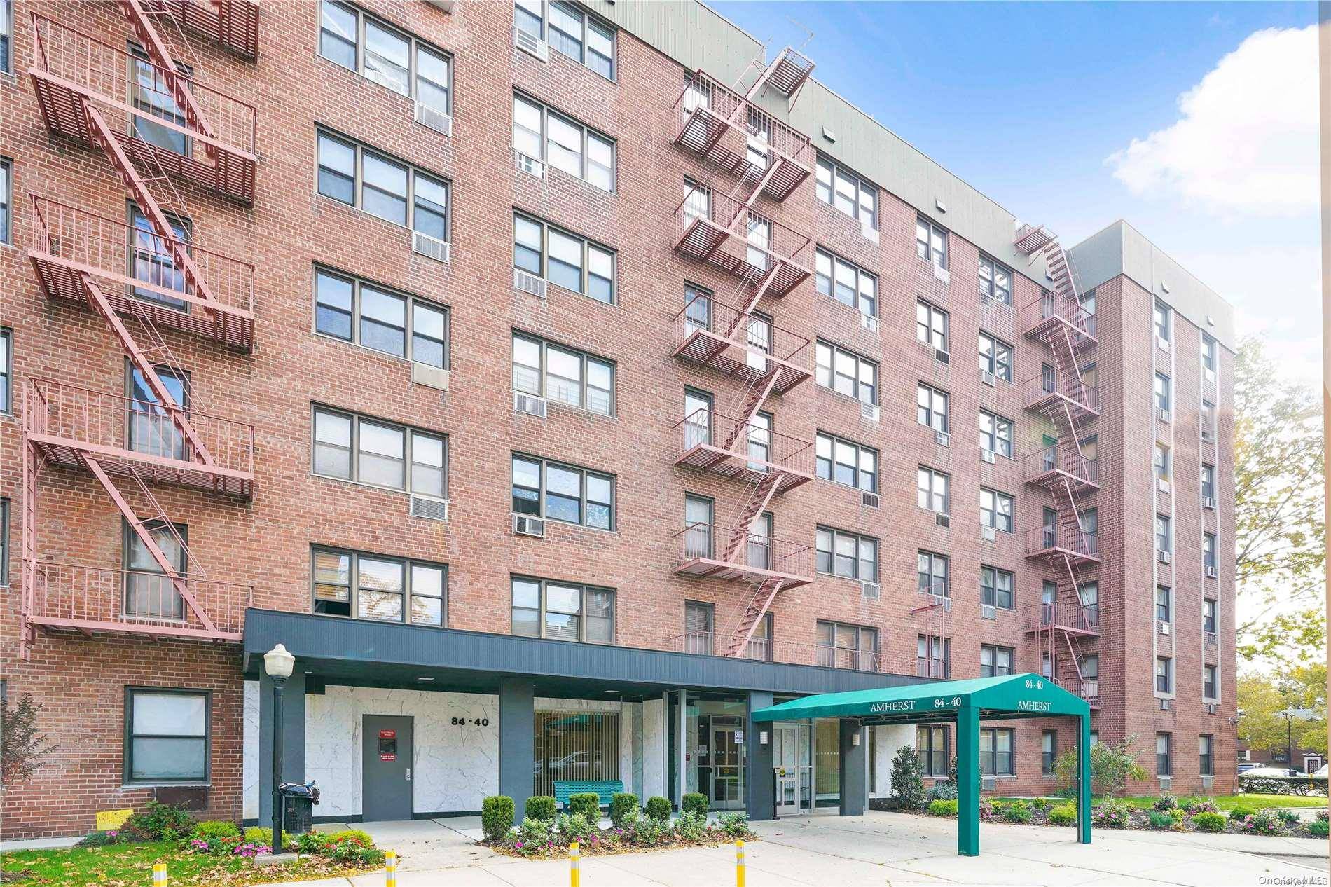 Howard Beach, NY 11414,84-40 153rd AVE #3F