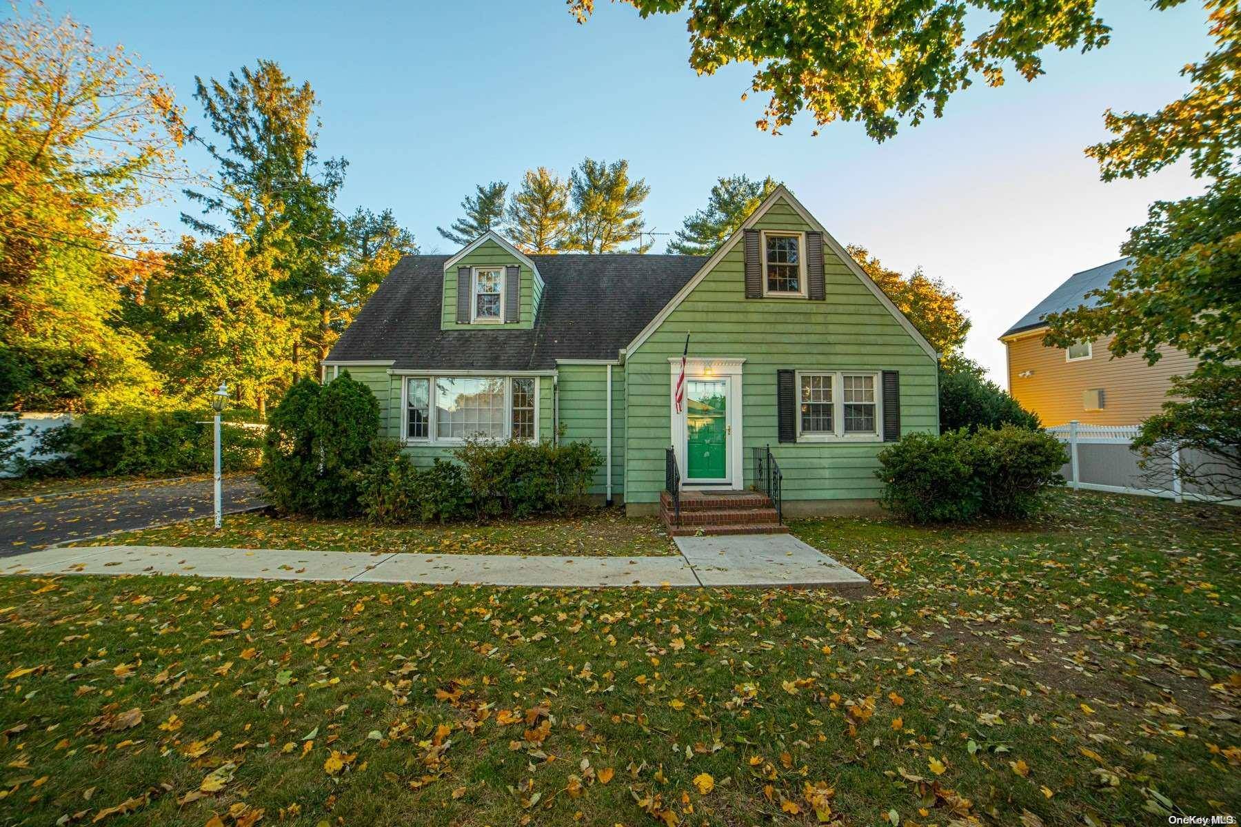 Bethpage, NY 11714,79 Sycamore AVE