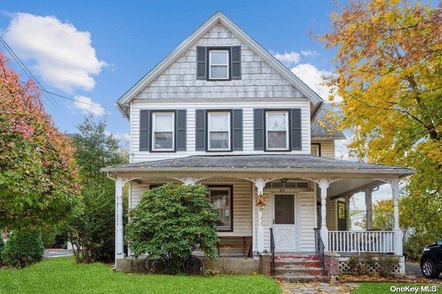 Rockville Centre, NY 11570,54 Hillside AVE