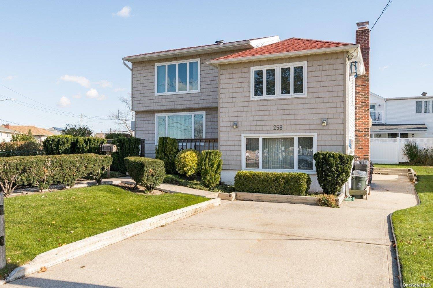 Island Park, NY 11558,258 Franklin AVE