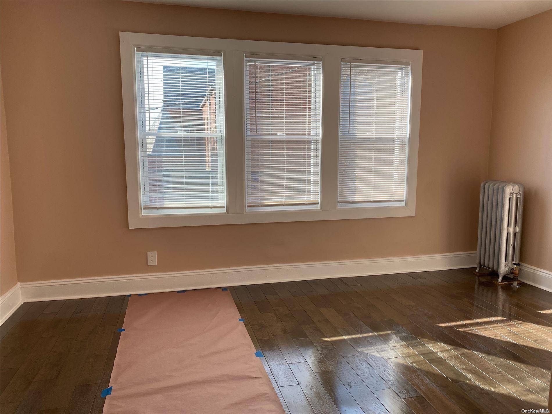 South Ozone Park, NY 11420,111-35 115 ST