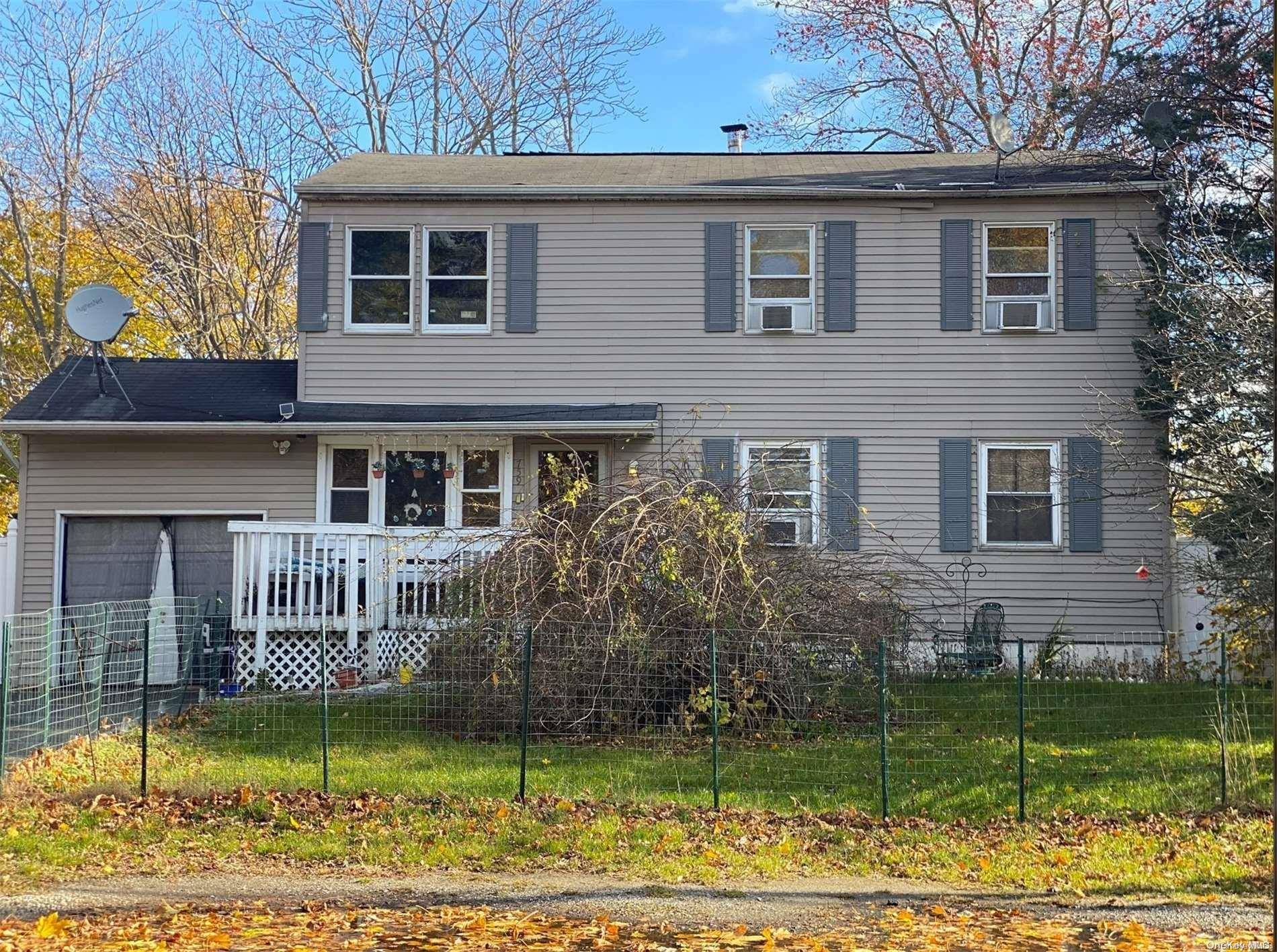 Bellport, NY 11713,759 Bayview AVE