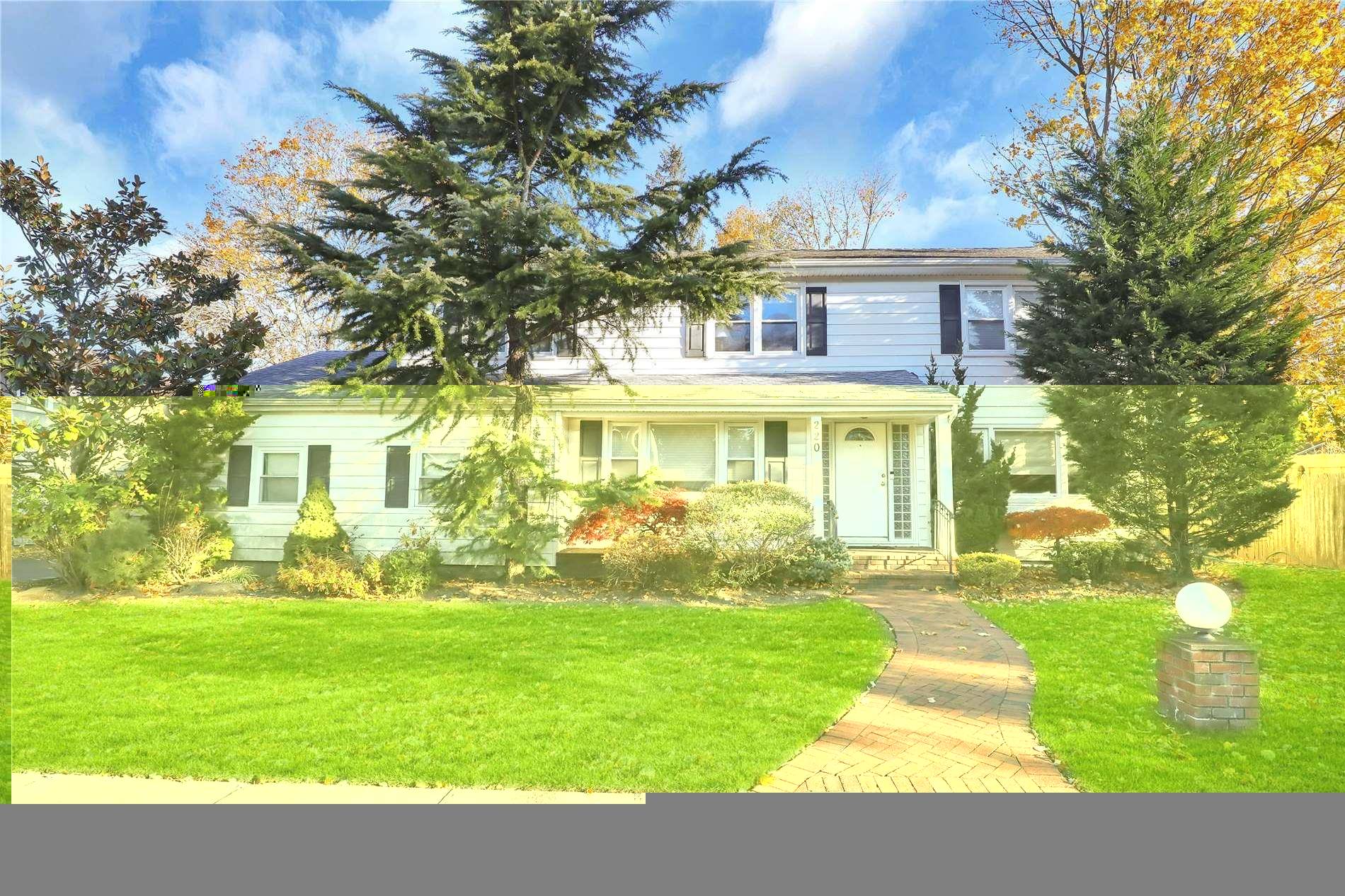 Hewlett, NY 11557,220 Jackson PL