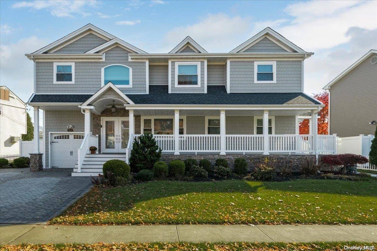 Plainview, NY 11803,44 Shelter Hill RD