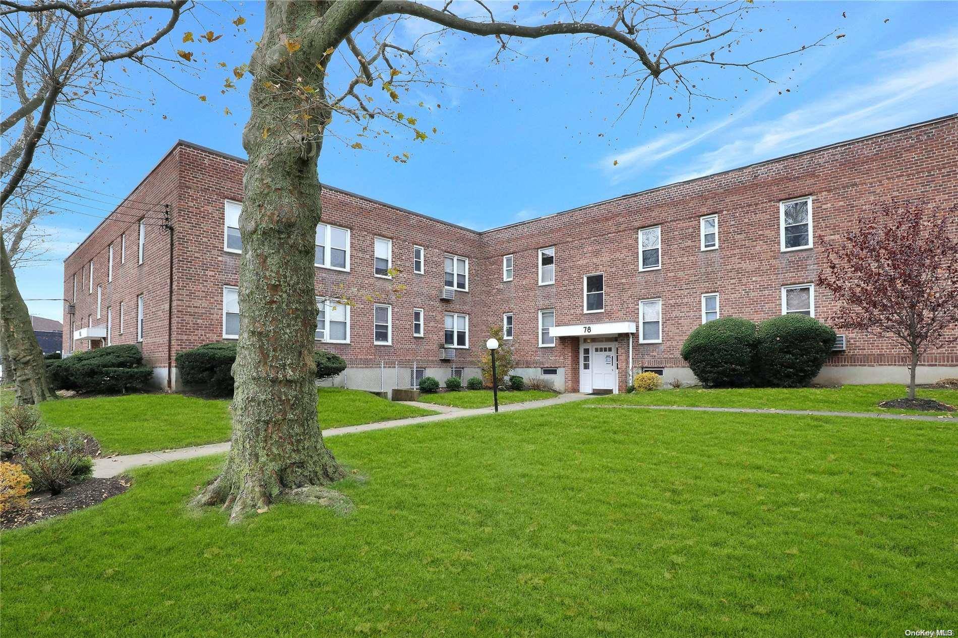 Valley Stream, NY 11581,78 Gibson Blvd #1A