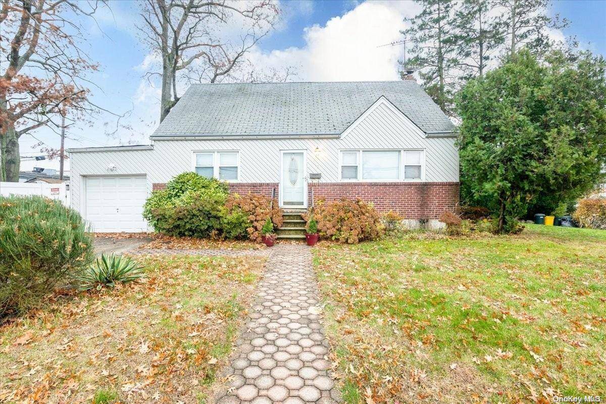 Hewlett, NY 11557,1713 Peninsula BLVD