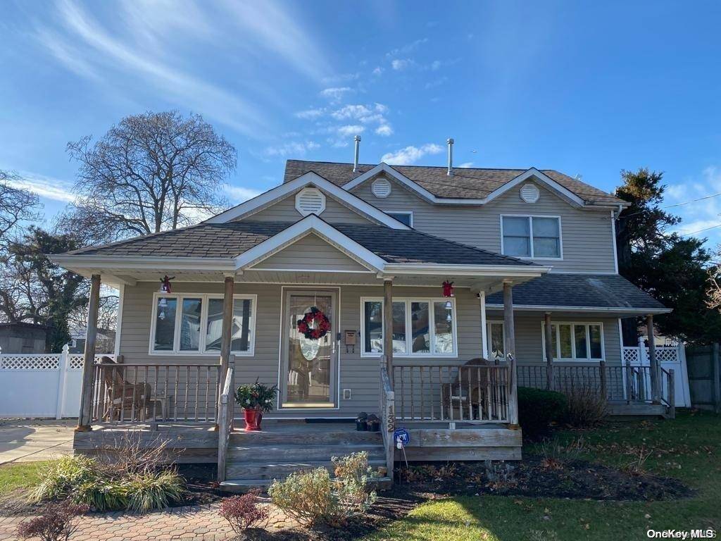 Wheatley Heights, NY 11798,132 N 18th ST