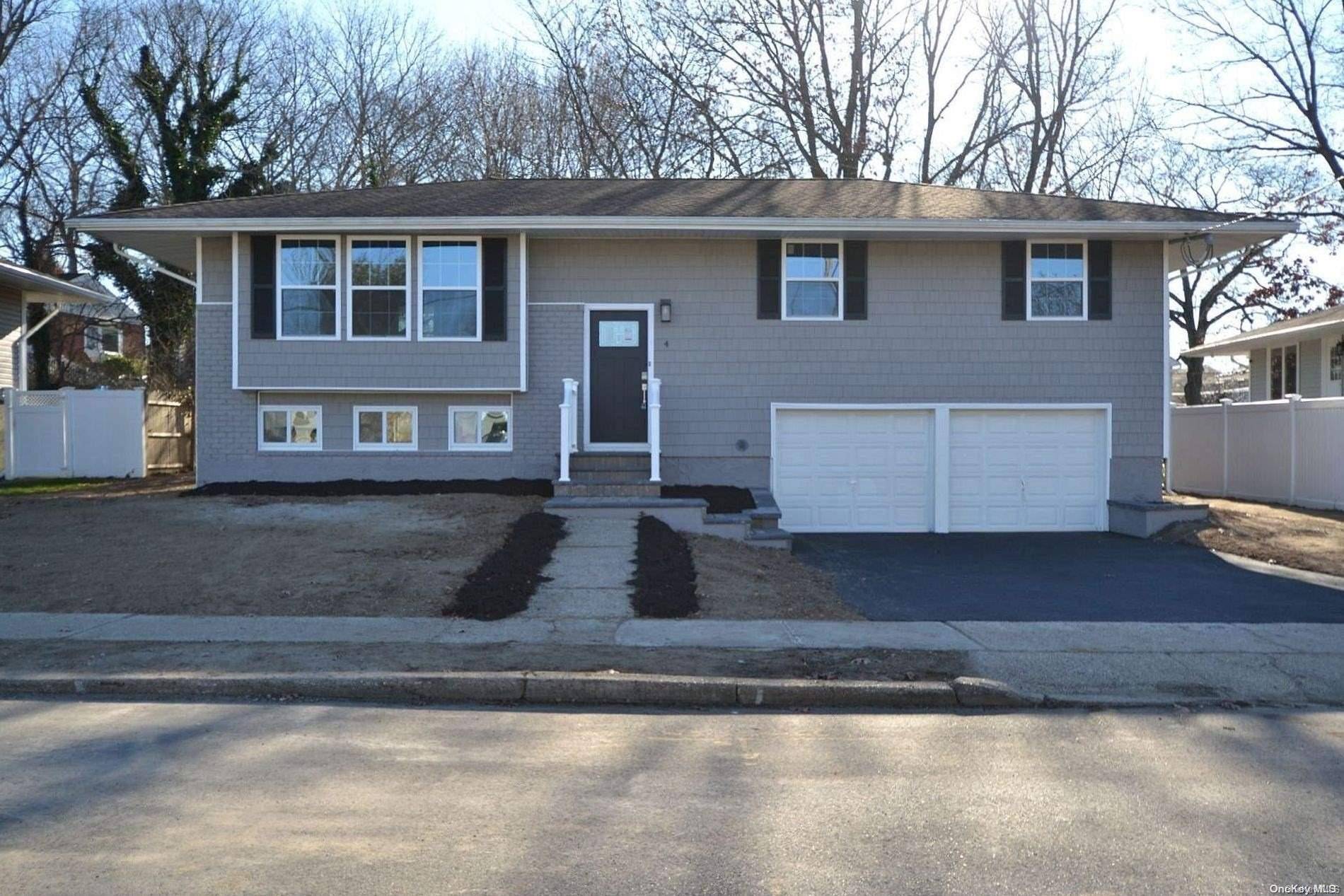 Plainview, NY 11803,4 Shelart ST