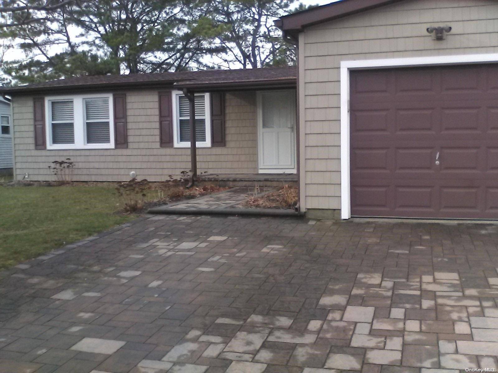 Manorville, NY 11949,14 Limetree DR #14