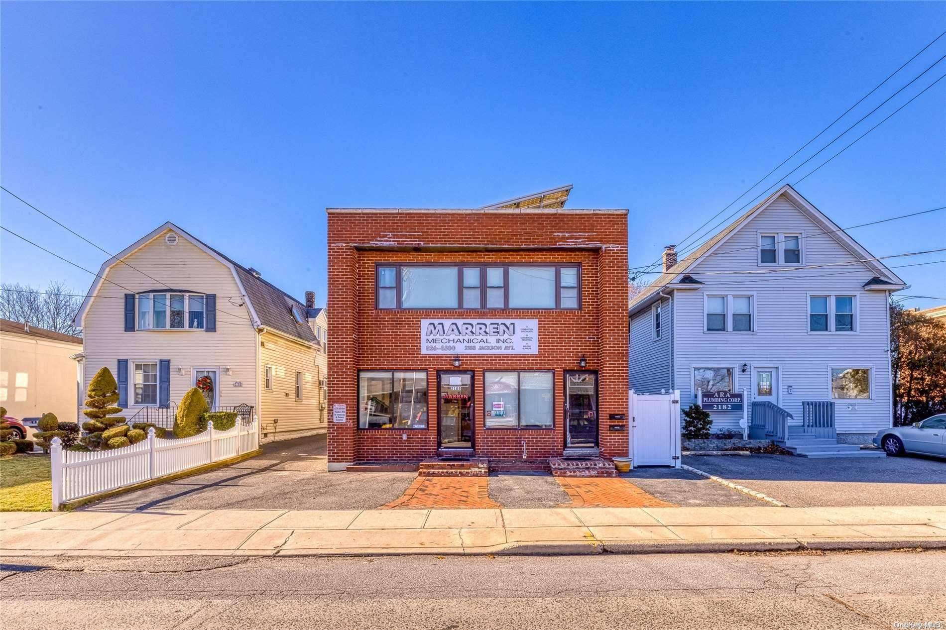 Seaford, NY 11783,2188 Jackson AVE