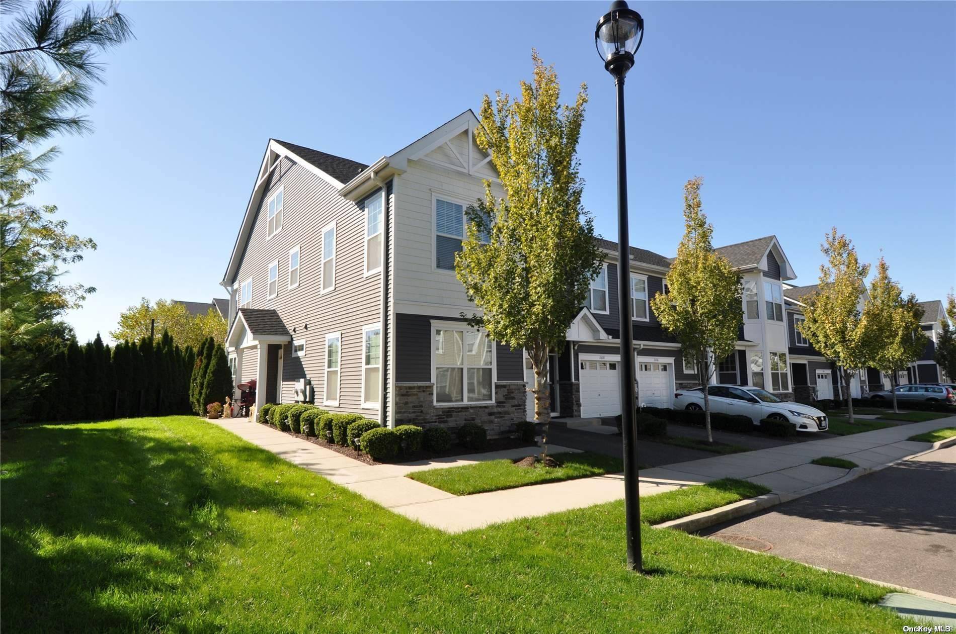 Huntington Station, NY 11746,2607 Townhome WAY #2607