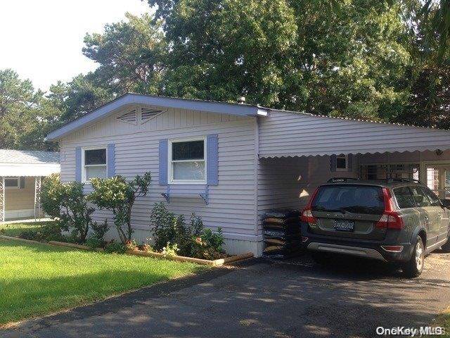 Riverhead, NY 11901,525 Riverleigh AVE #185