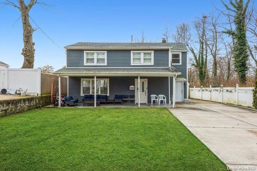 Merrick, NY 11566,1650 Charles ST