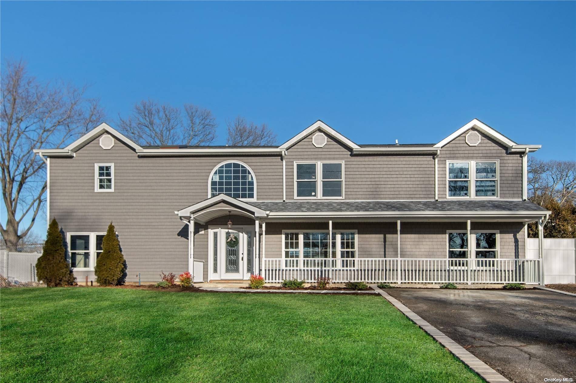 Holbrook, NY 11741,9 Circledale LN