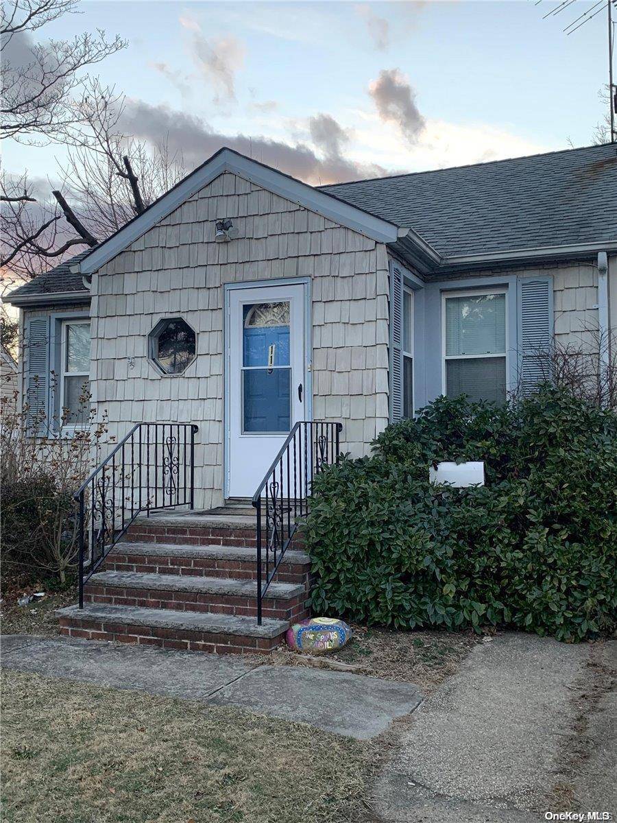 Hicksville, NY 11801,1 East AVE