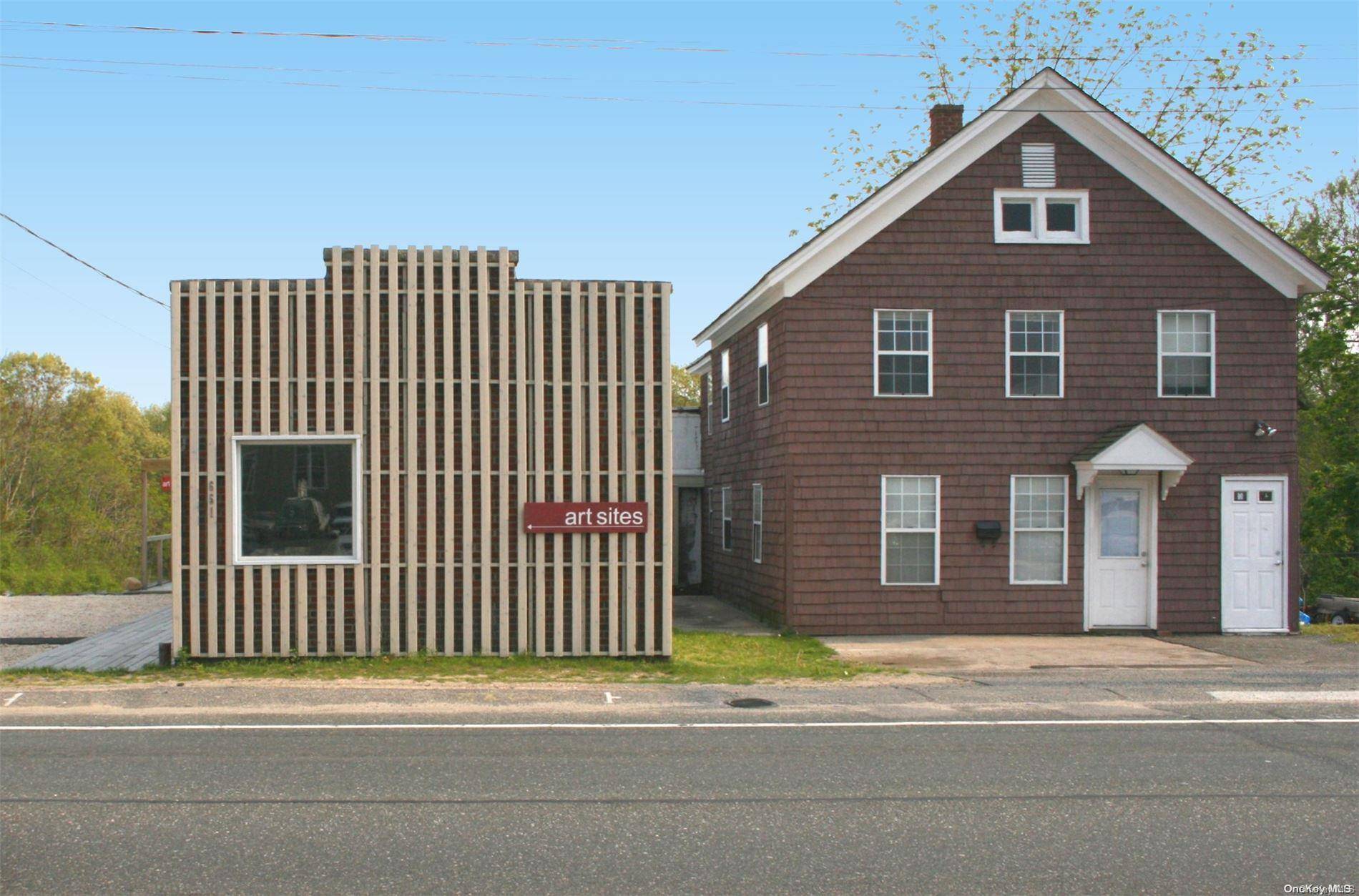 Riverhead, NY 11901,651-659 W Main ST