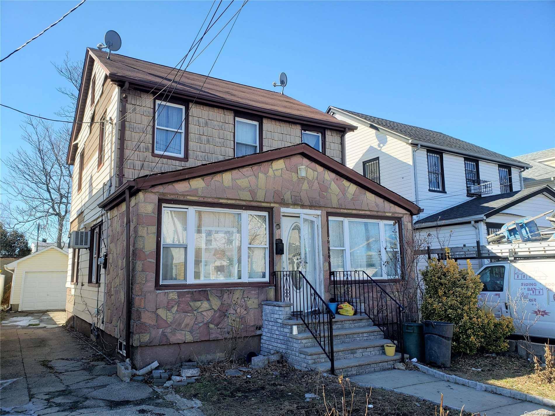Queens Village, NY 11428,94-08 214th ST