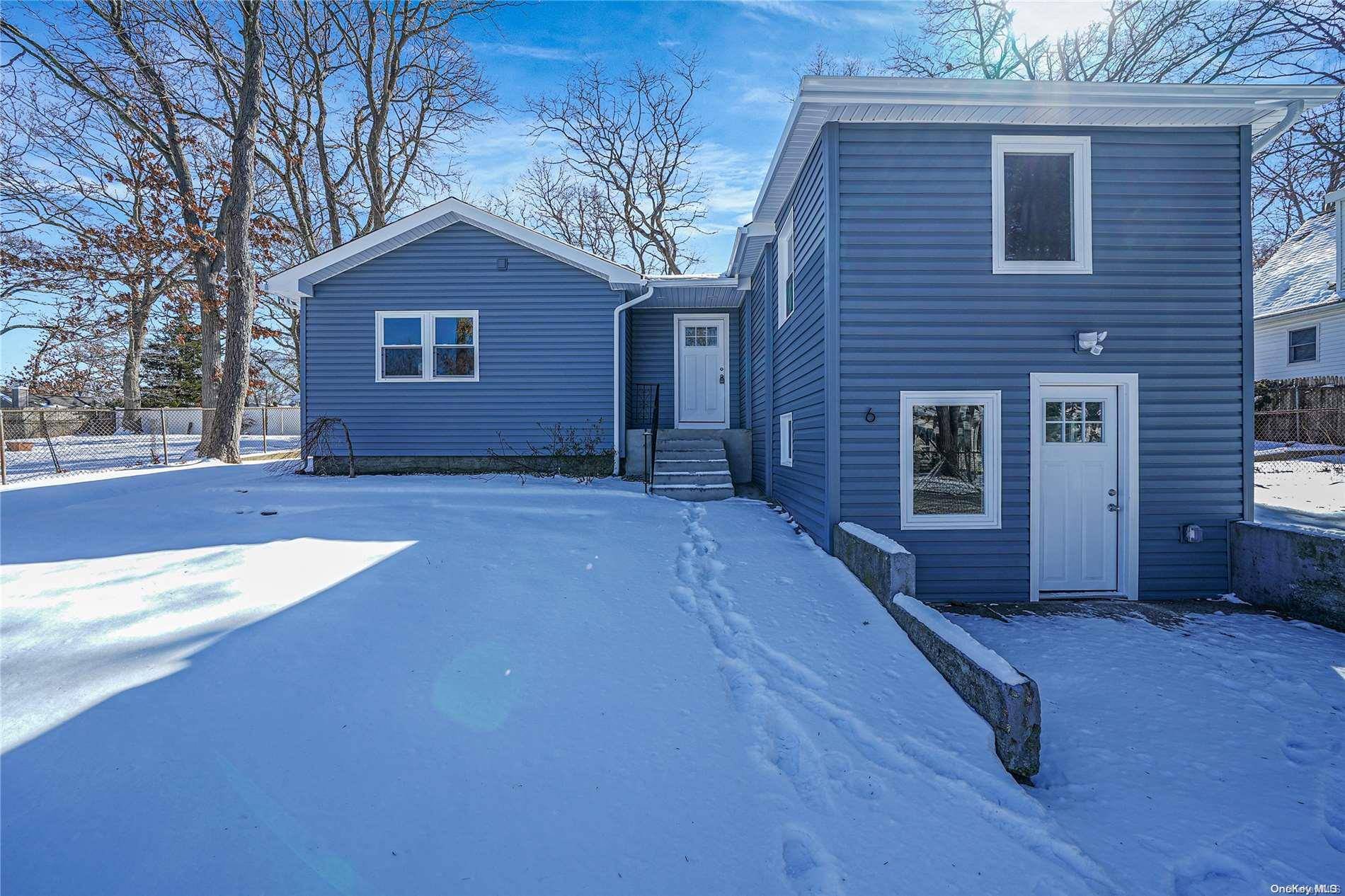 Rocky Point, NY 11778,6 Mars RD
