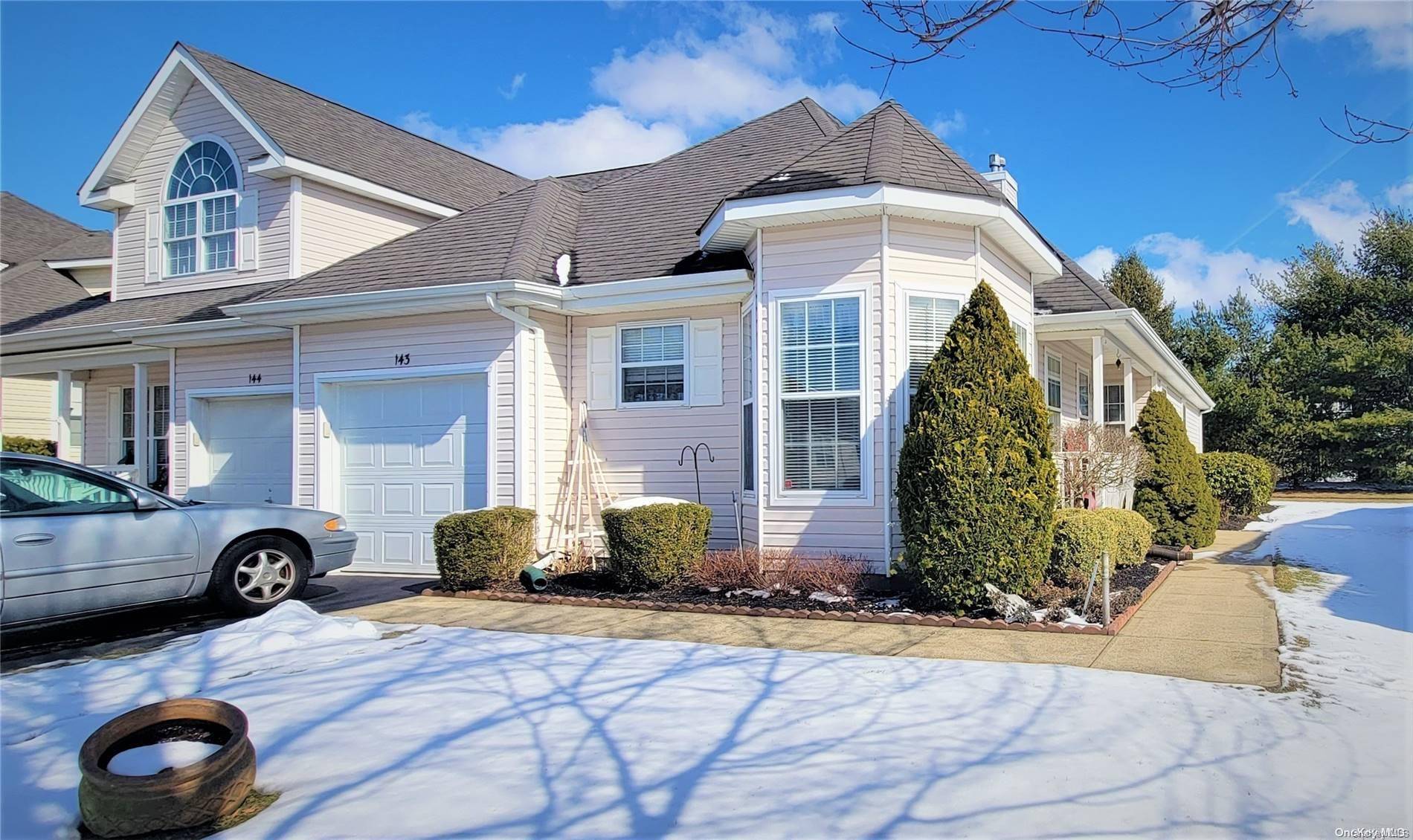 Riverhead, NY 11901,143 Scenic Lake DR #143