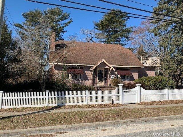 Smithtown, NY 11787,62 Lawrence AVE