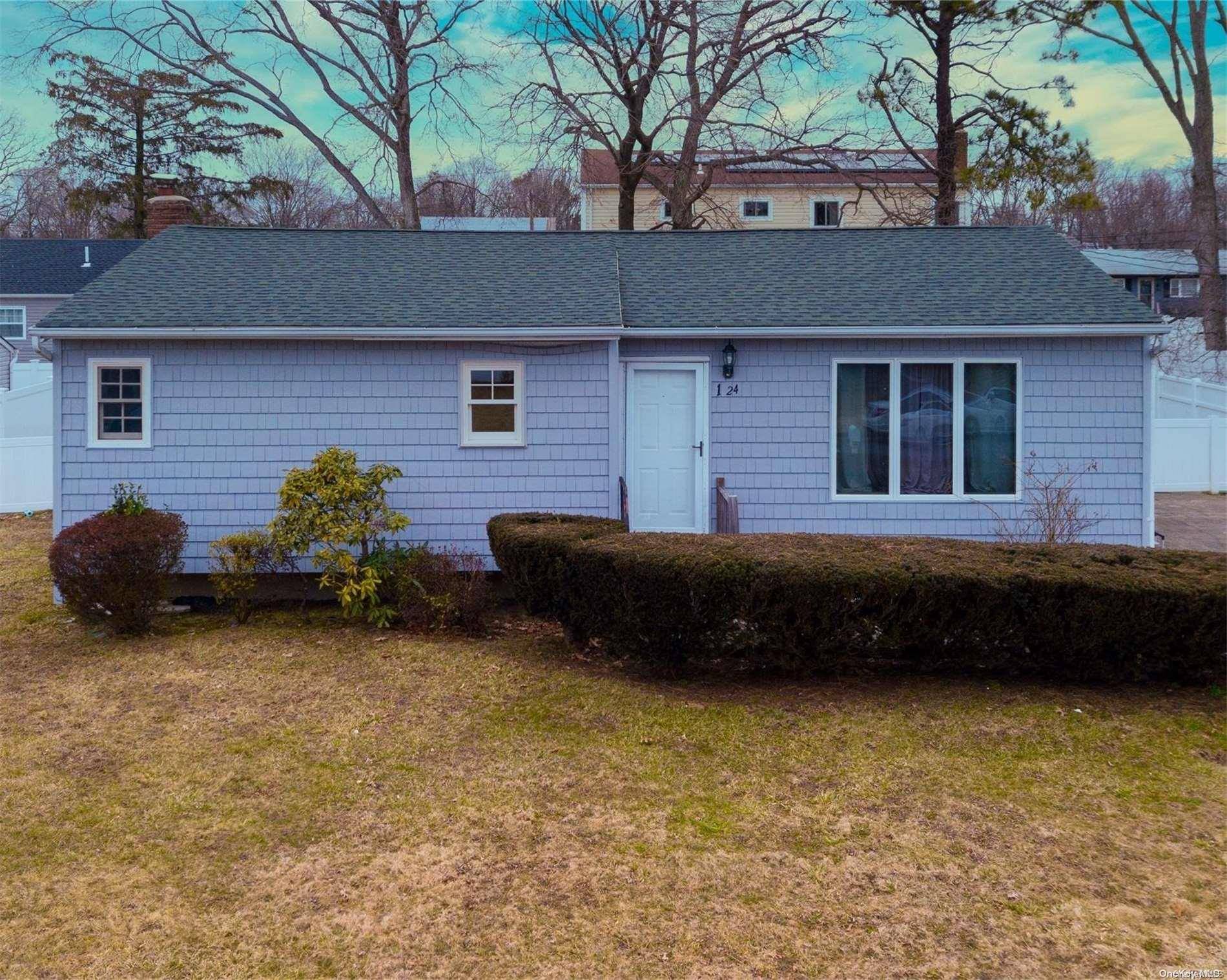 Deer Park, NY 11729,124 Lincoln AVE