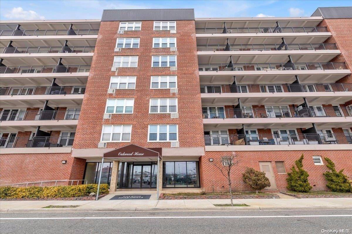 Long Beach, NY 11561,1 E Broadway #3C