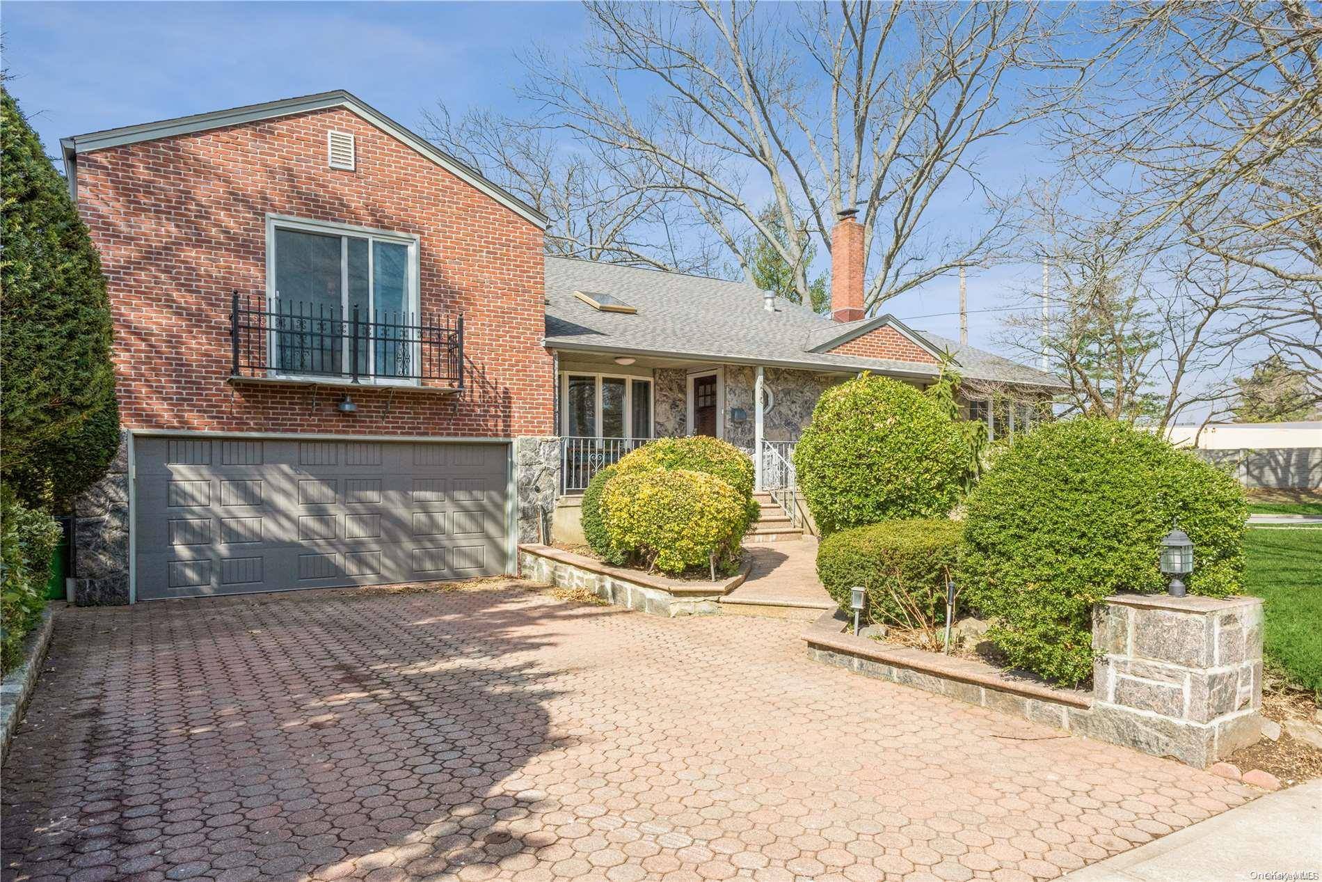 Garden City, NY 11530,210 Weyford TER