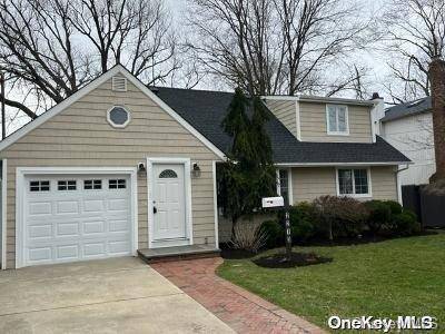 Wantagh, NY 11793,2213 Larch ST