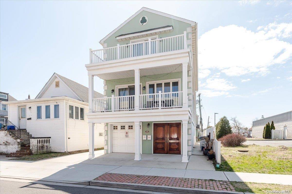 Long Beach, NY 11561,212 E Fulton ST