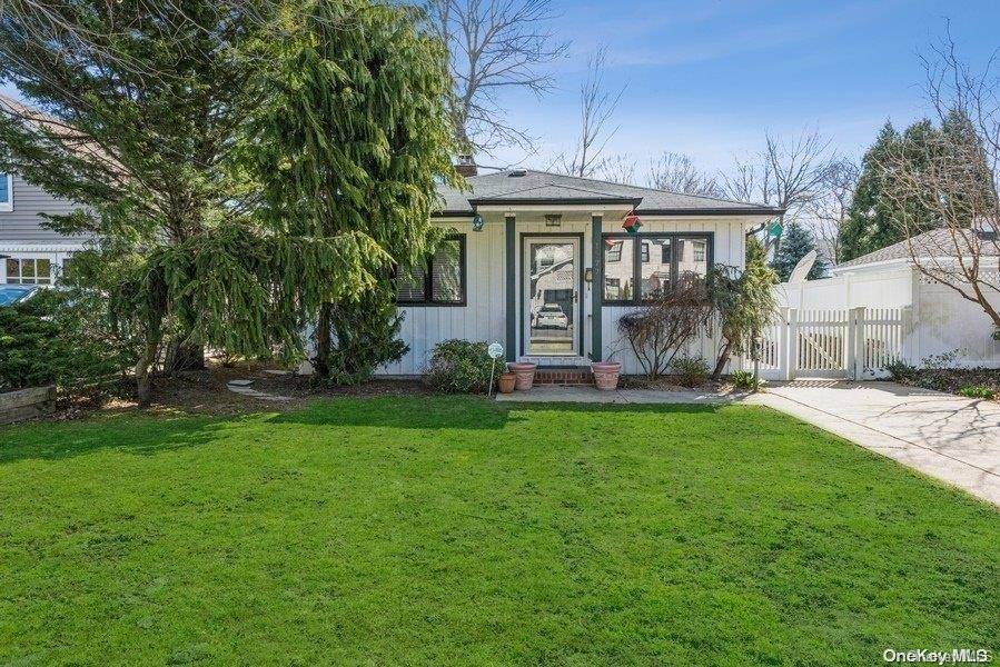 Wantagh, NY 11793,1577 Argyle RD