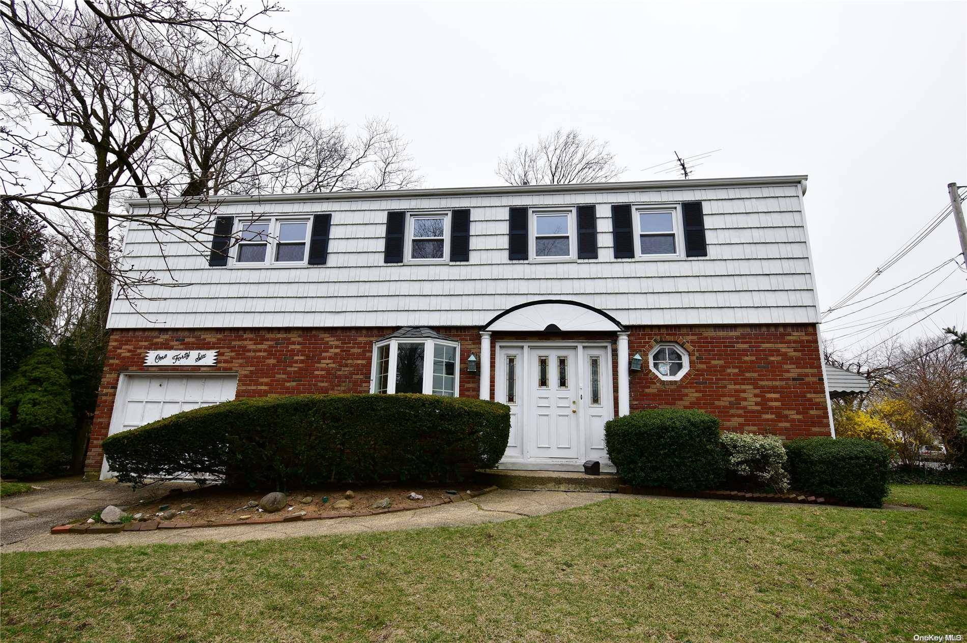 Freeport, NY 11520,146 Stokes AVE