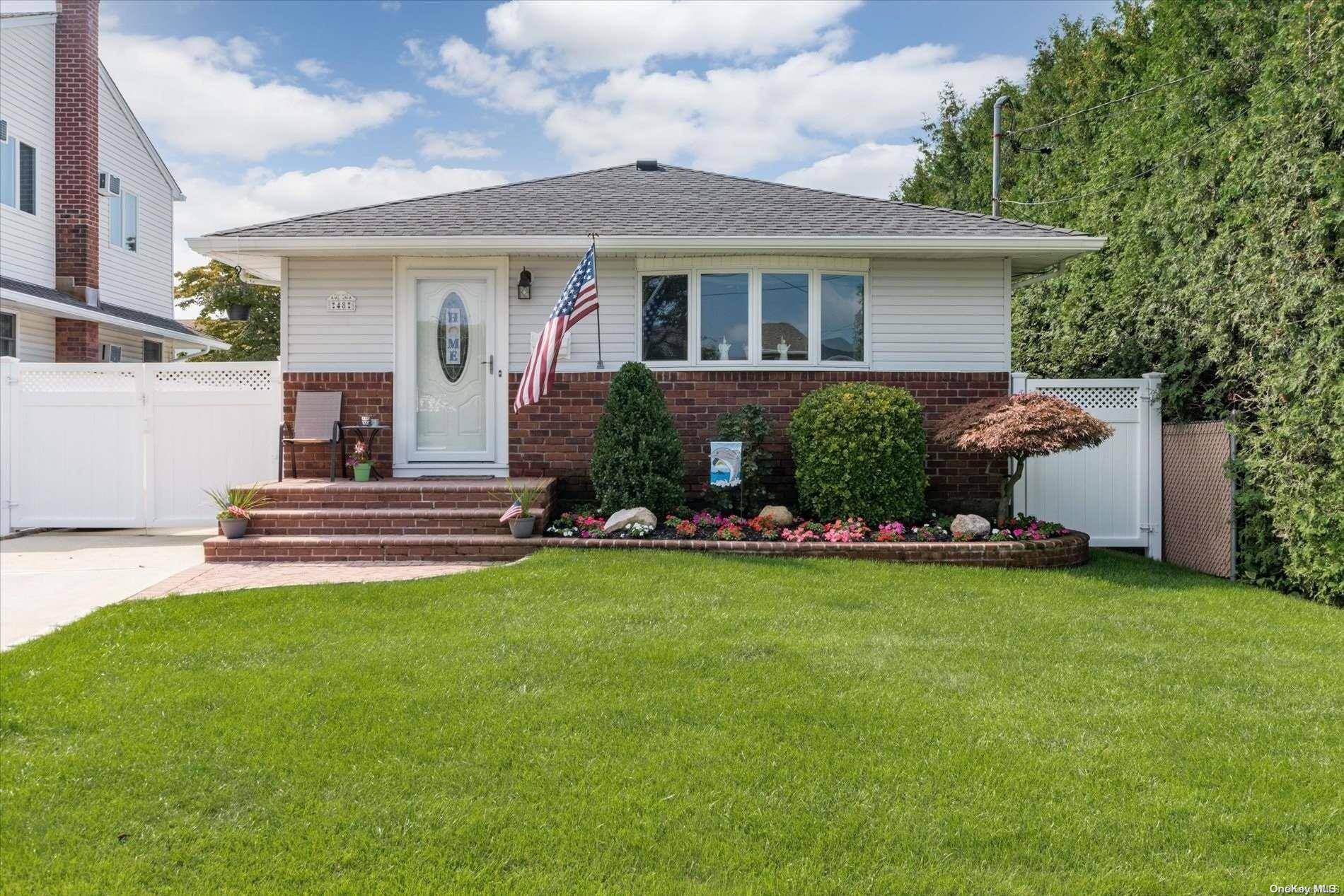 Farmingdale, NY 11735,48 Michel AVE