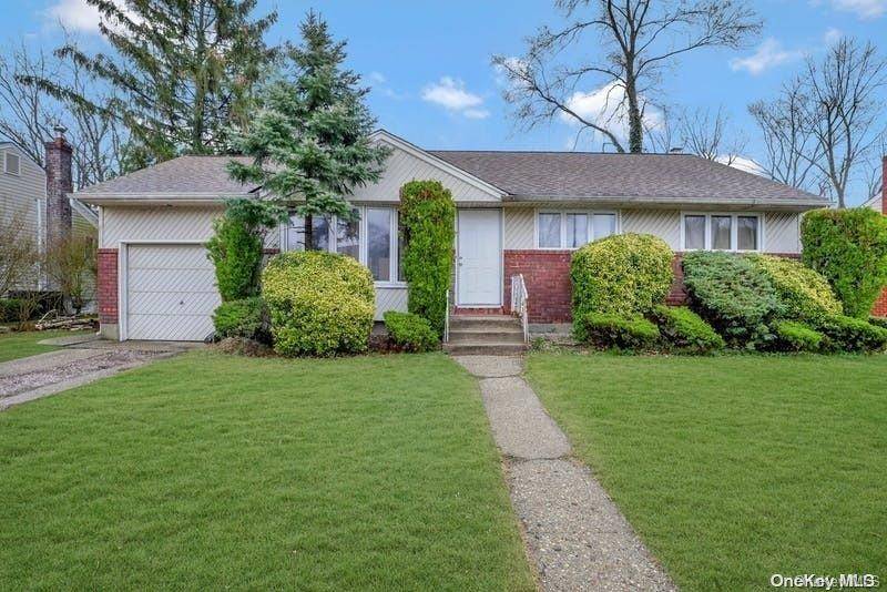 Plainview, NY 11803,47 Stephen DR