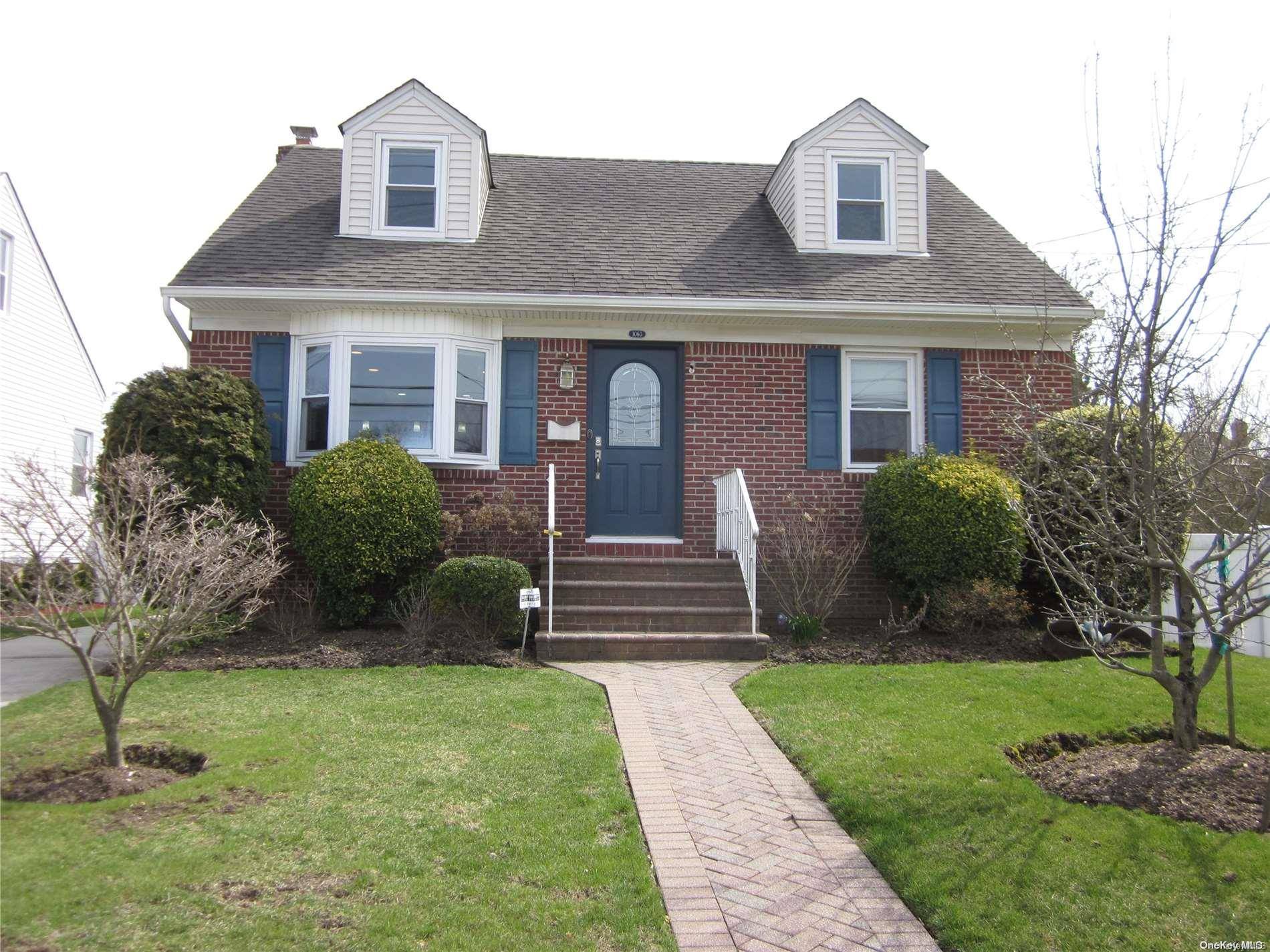 Baldwin, NY 11510,1060 Cornwell AVE