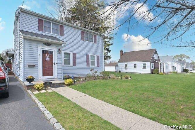 New Hyde Park, NY 11040,19 Clyde ST