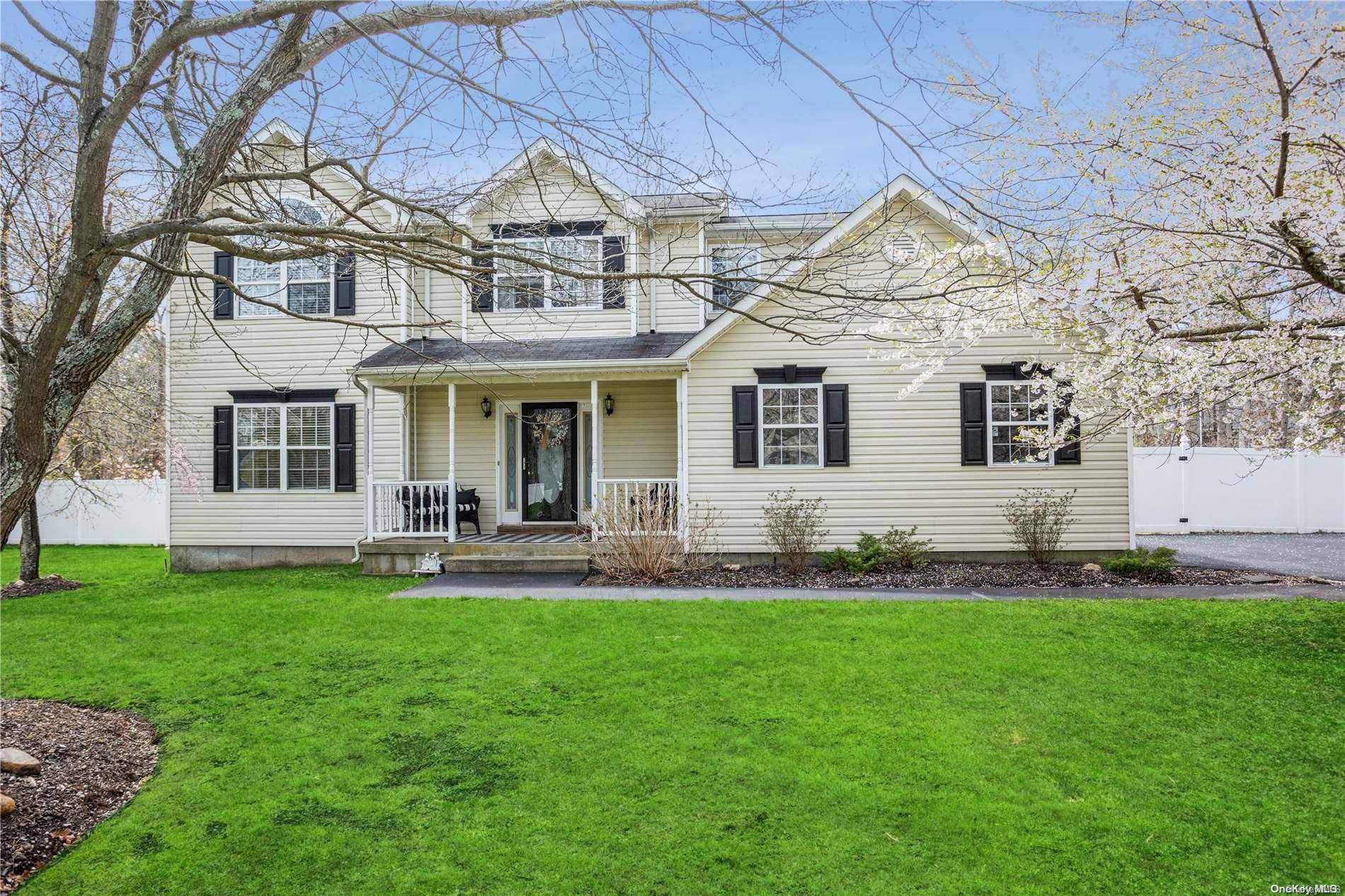 Yaphank, NY 11980,4 Sommerset DR