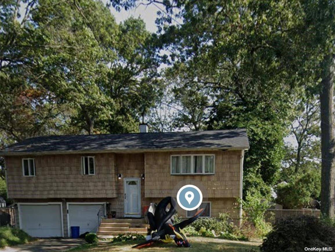 Holbrook, NY 11741,195 Mill RD