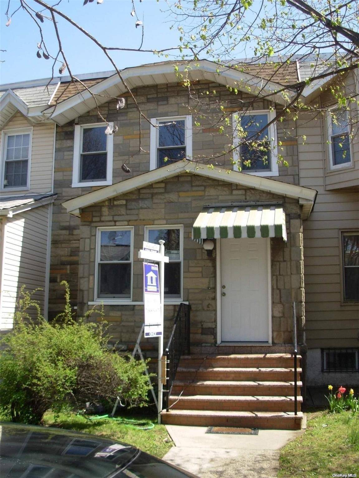 Richmond Hill, NY 11418,107-35 110 ST