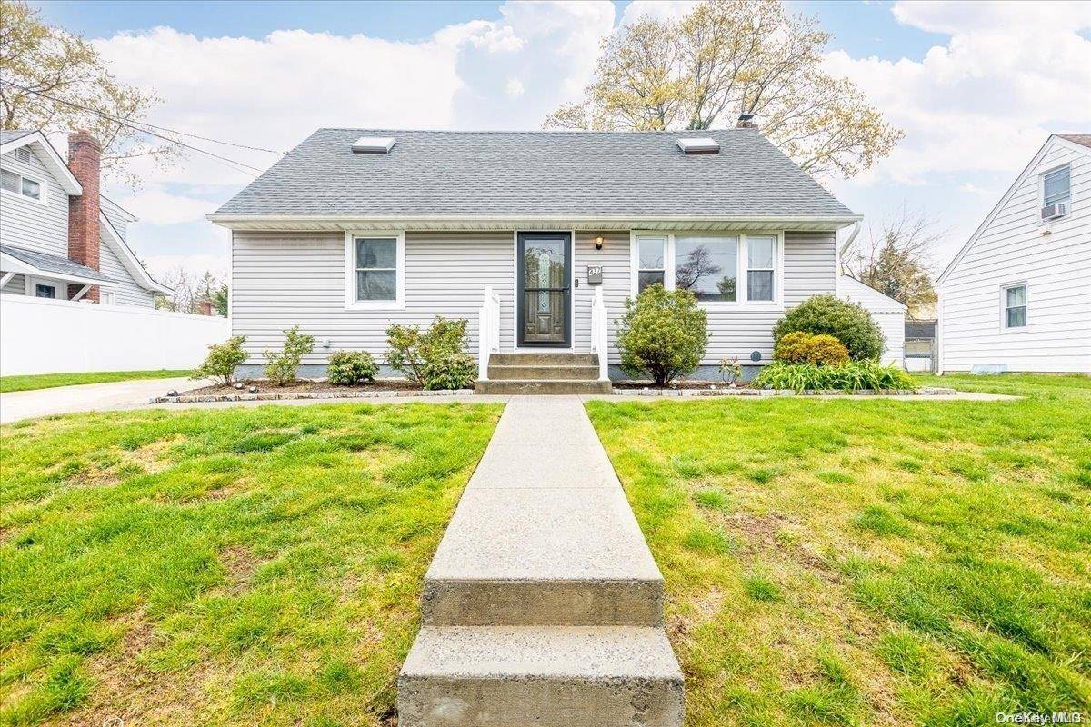 West Hempstead, NY 11552,437 Barbara LN